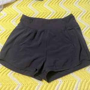 Lululemon speed up HR 2 inch short